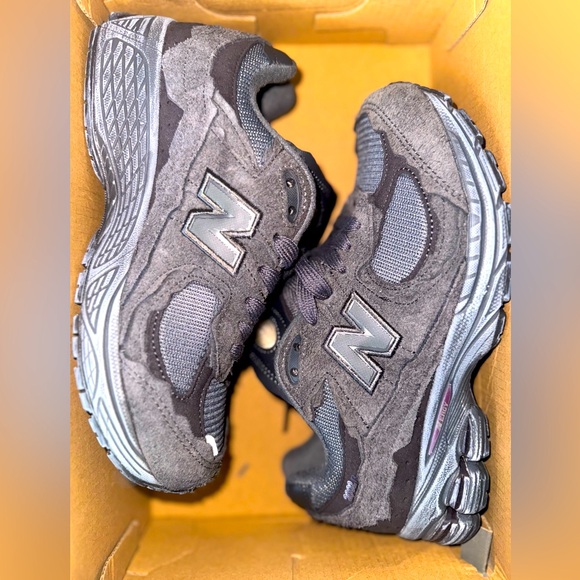 New Balance M2002RDB “Protection Pack” Dark Grey Original - Picture 4 of 6
